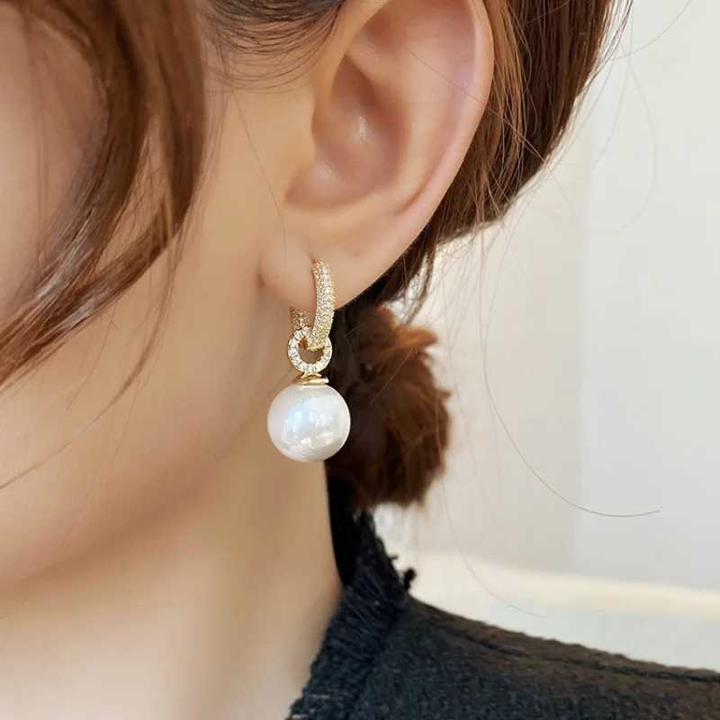 2023 New Arrival Light Luxury Sweet Pearl Dangle Earring Fashion Elegant Jewelry Party Girls Earrings Y250401