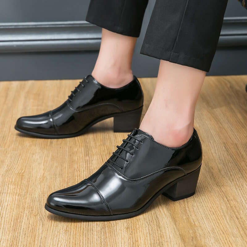 Large pointed high heels men's British style hairstylist, glossy leather shoes, casual business dress shoes