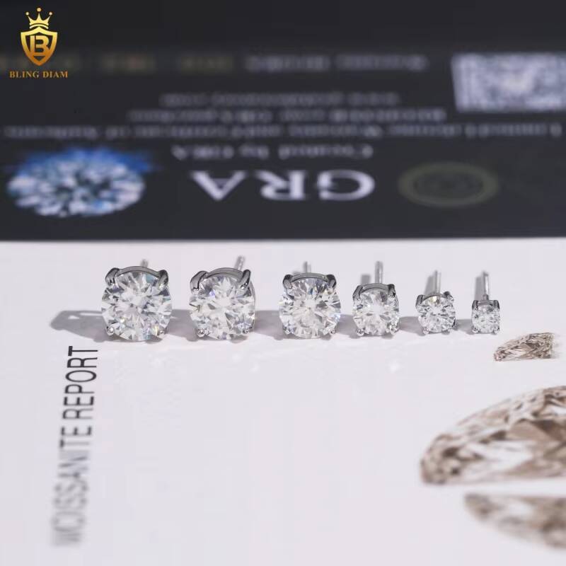 Hot Sale with GRA VVS1 Moissanite Diamond Elegant Solitaire Stud Earrings S925 Hiphop Style Stud Earrings Past Diamond Test