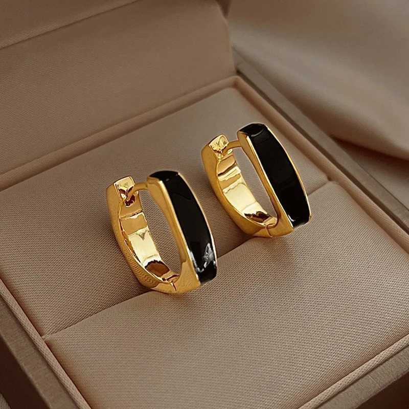 FTCY Minimalist Geometric Women Hoop Earrings Elegant White Enamel Hoop Earrings For Women Jewelry Accessories C251103