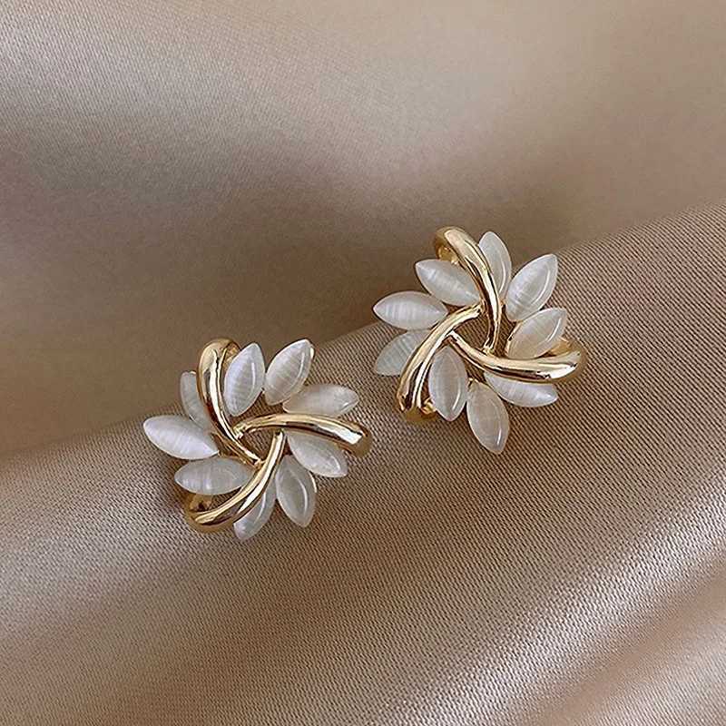Elegant Exquisite Opal Petal Circle Stud Earrings For Woman 2022 New Classic Jewelry Luxury Party Girls Unusual Accessories C251103