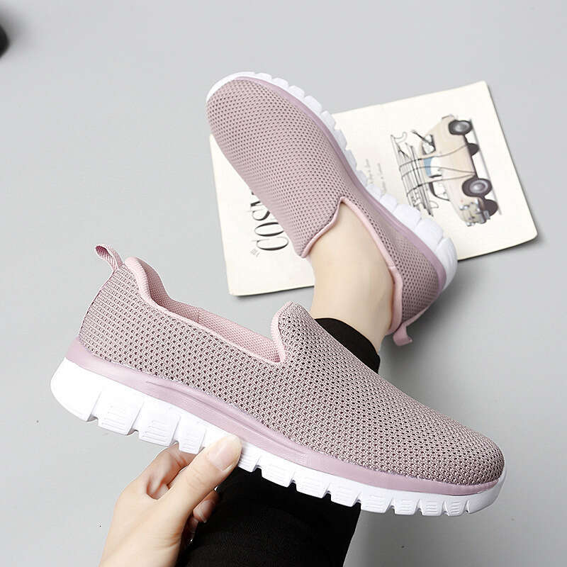 Summer new plus size breathable casual sports women's shoes, simple flat bottomed set feet, mom's loafers