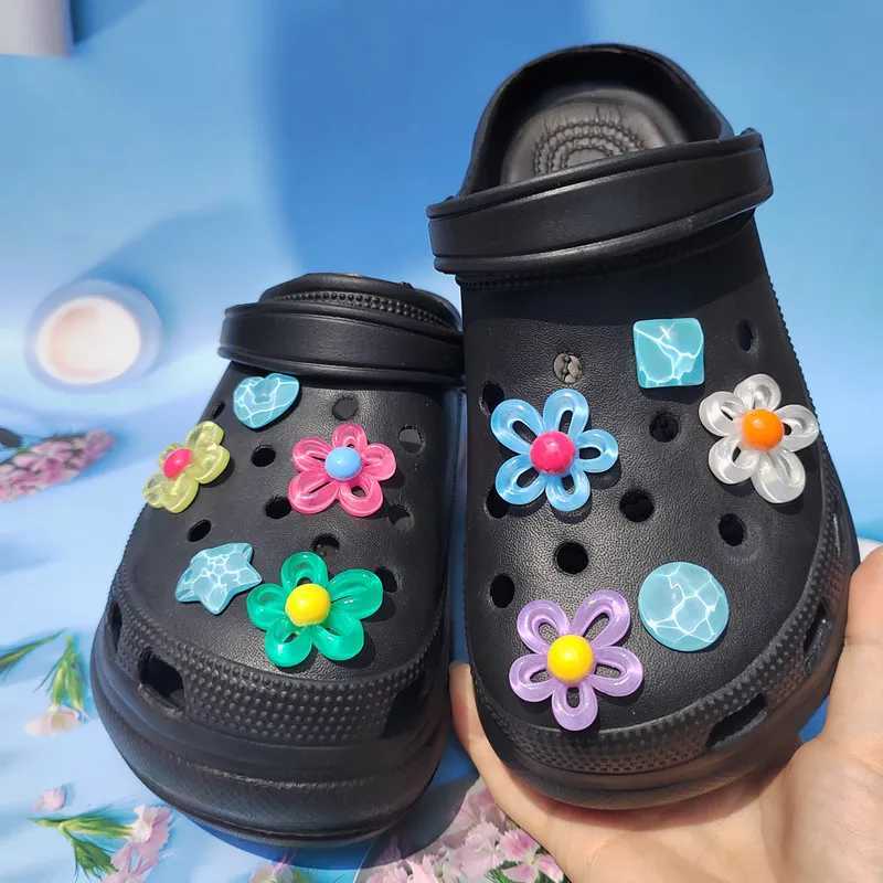 New 9-piece 5-piece pearl hole shoe charm designer DIY shiny shoes with stickers gifts Z250402