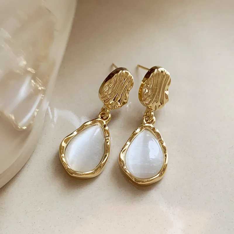 Fashion Water Droplet Dangle Earrings for Women Geometry Metal Opal Drop Earrings Vintage Trendy Wedding Party Jewelry Gift C251103