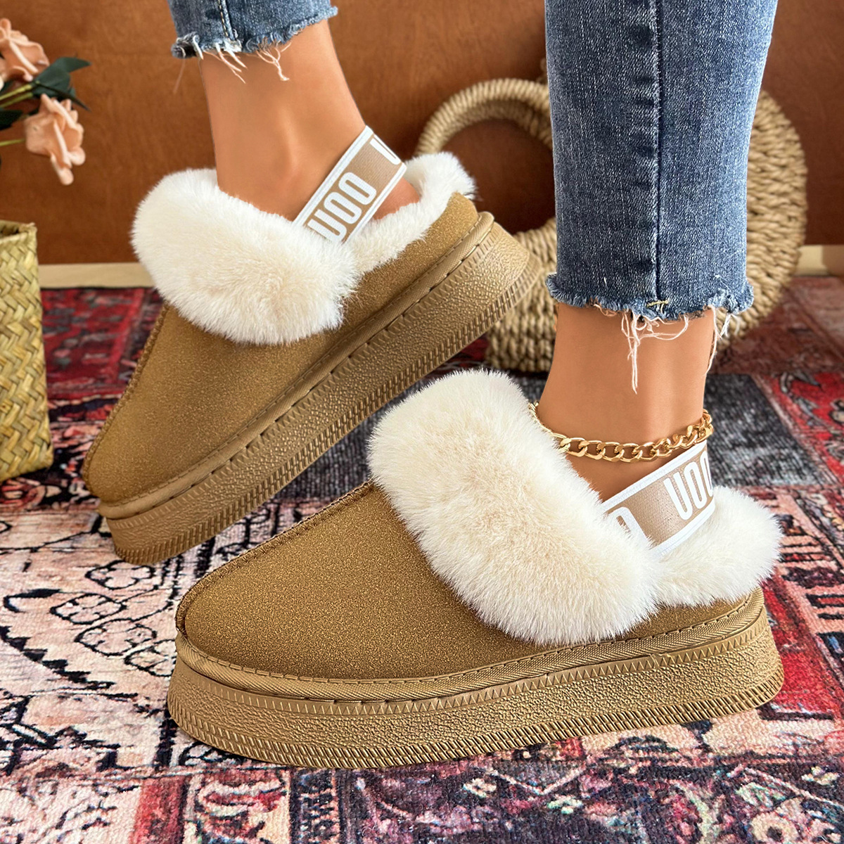 Free shipping Designer Slippers 2025 Winter New Thick soled Velvet Thickened Warm Indoor Cotton Shoes Snow Boots