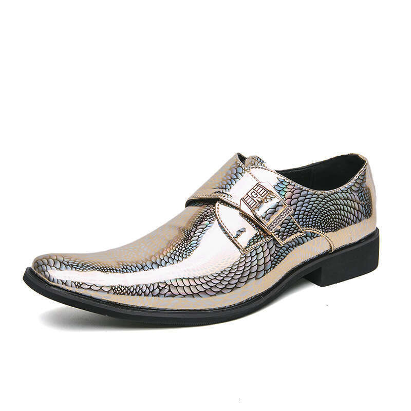 2024 Men's Large Size New Fashion Pointed Casual Leather Shoes Trend Chelsea