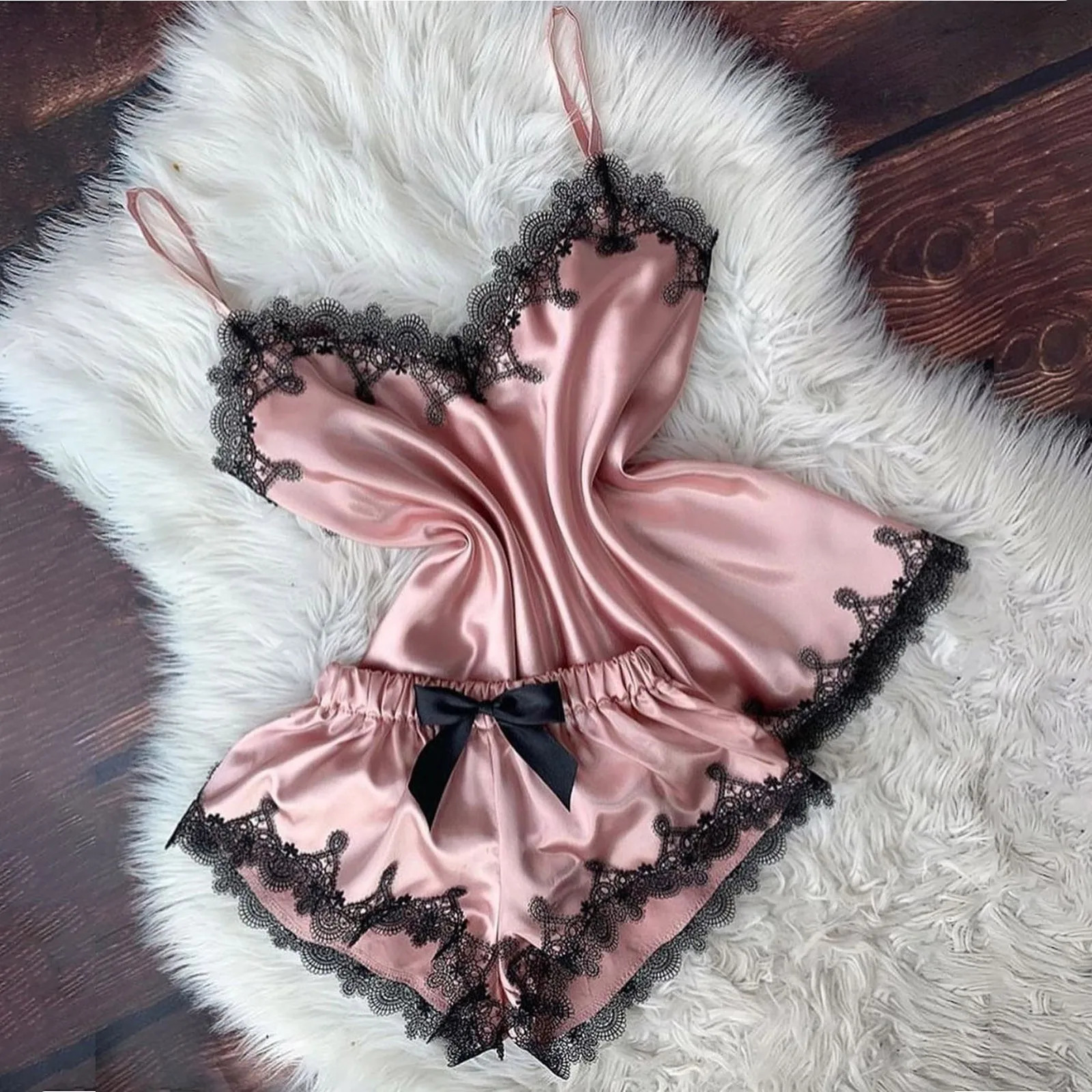 Sexy Lingerie Women Sleep Wear Camisole Bow Shorts V-Neck Tops Velvet Pajamas Sleepwear 250403