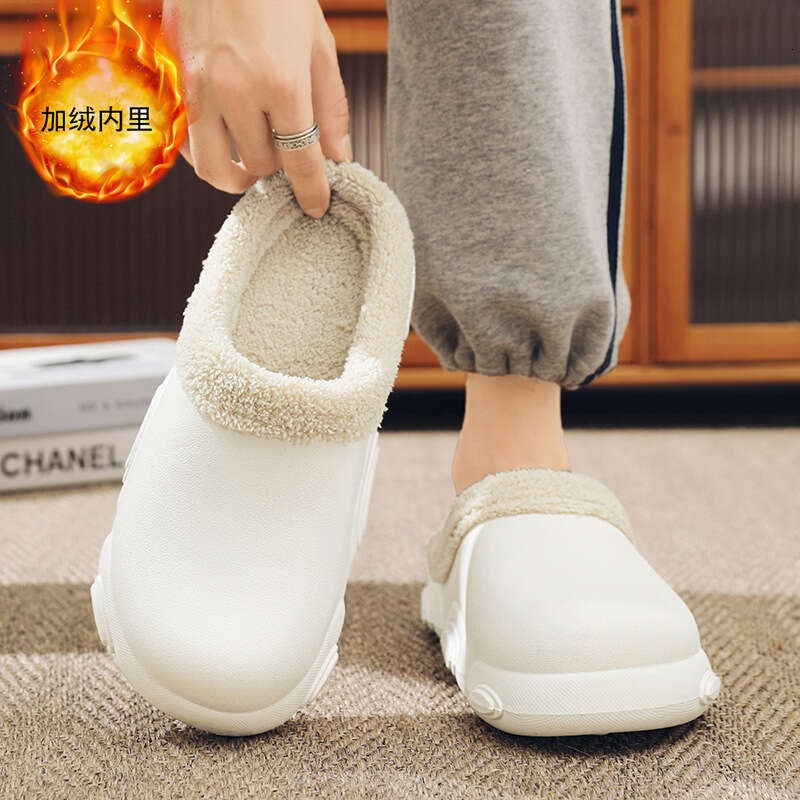 Thick bottomed plus size mop 2023 new autumn and winter collection, home warmth, anti slip, outerwear bag with cotton slippers for women