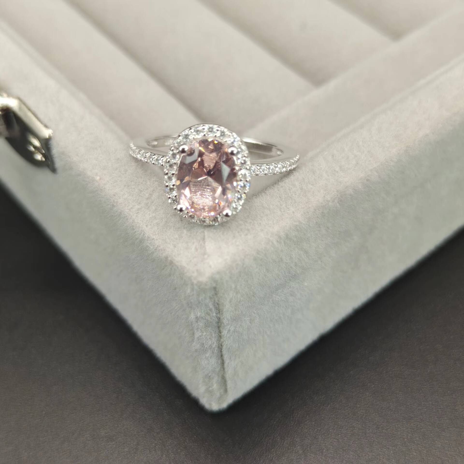 9 European and American 925 Sterling Silver Oval Classic pink Morgan Stone Gemstone Ring for Women Colored Gems Wholesale