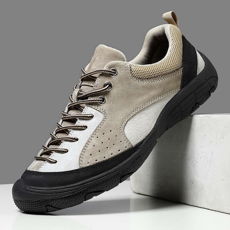 Large size men's suede casual outdoor sports shoes, breathable all year round, travel and hiking shoes
