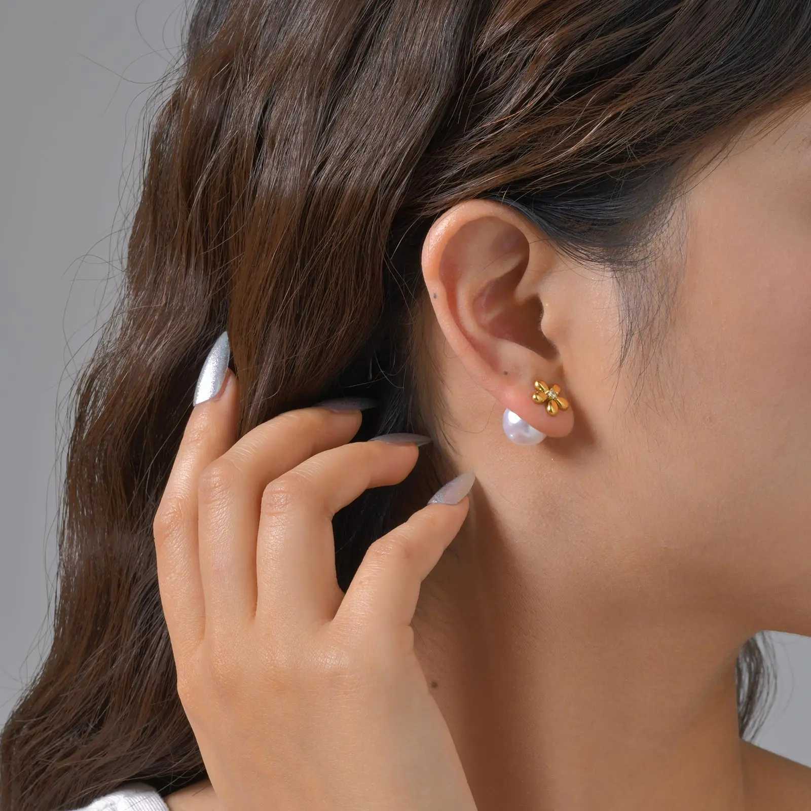 Zircon Flower Imitation Pearl Earrings for Women Stainless Steel Gold Plated Stud Earrings Fashion Waterproof Daily Jewelry C251103