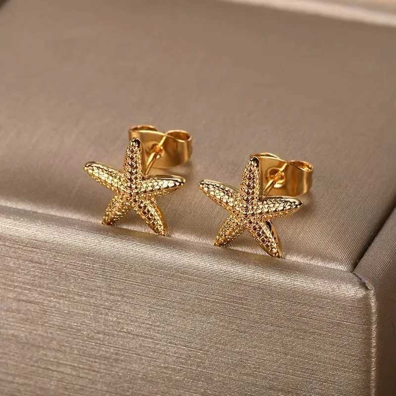 Simple Gold Color Metal Small Starfish Stud Earrings for Women Statement Geometric Piercing Earring Femme Beach Vacation Jewelry C251103