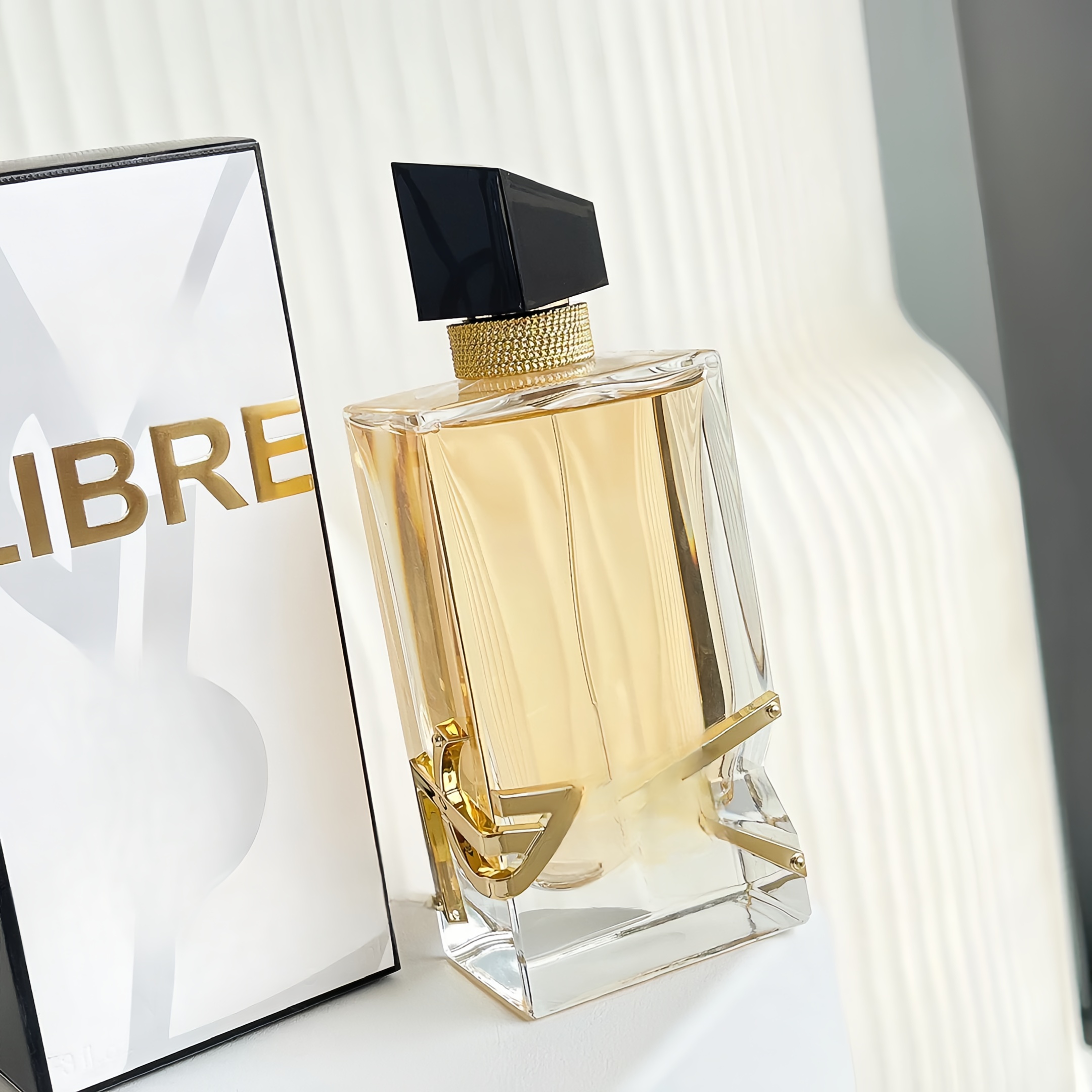 Cologne Parfum 17 types parfums femmes hommes 100ml senteur agréable haute qualité vaporisateur