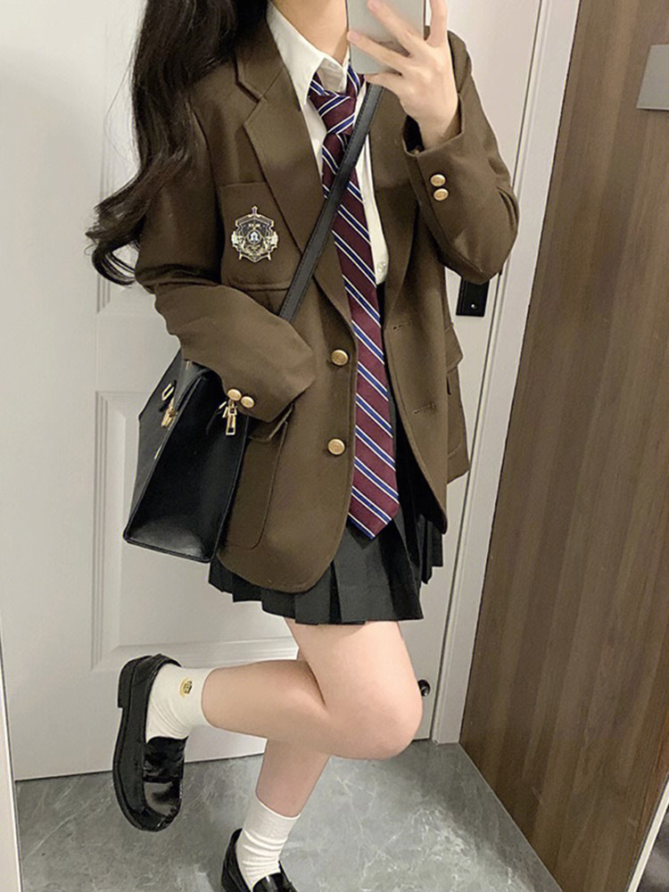 X42Chic Women's Korean-Inspired Mini Suit Jacket for Students