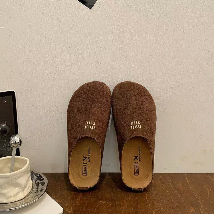 Hot new free shipping deisgner sandals for womens flat sandals khaki brown Summer new outdoor casual sandals size 35-40