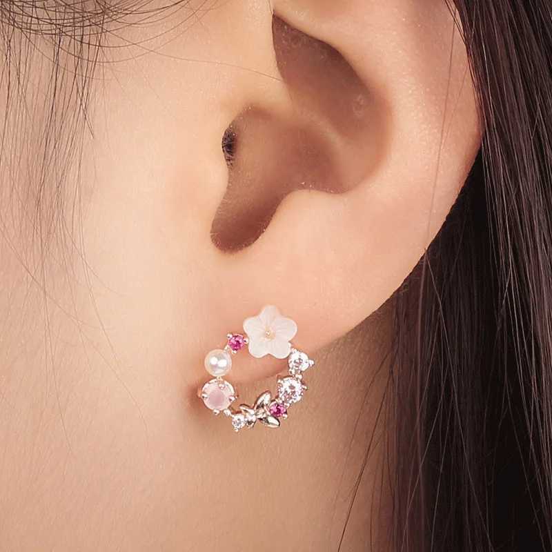 Fashion White Small Flower Stud Earrings for Women Pink Rhinestones Round Circle Earrings Hollow Geometry Cute Jewelry C251103
