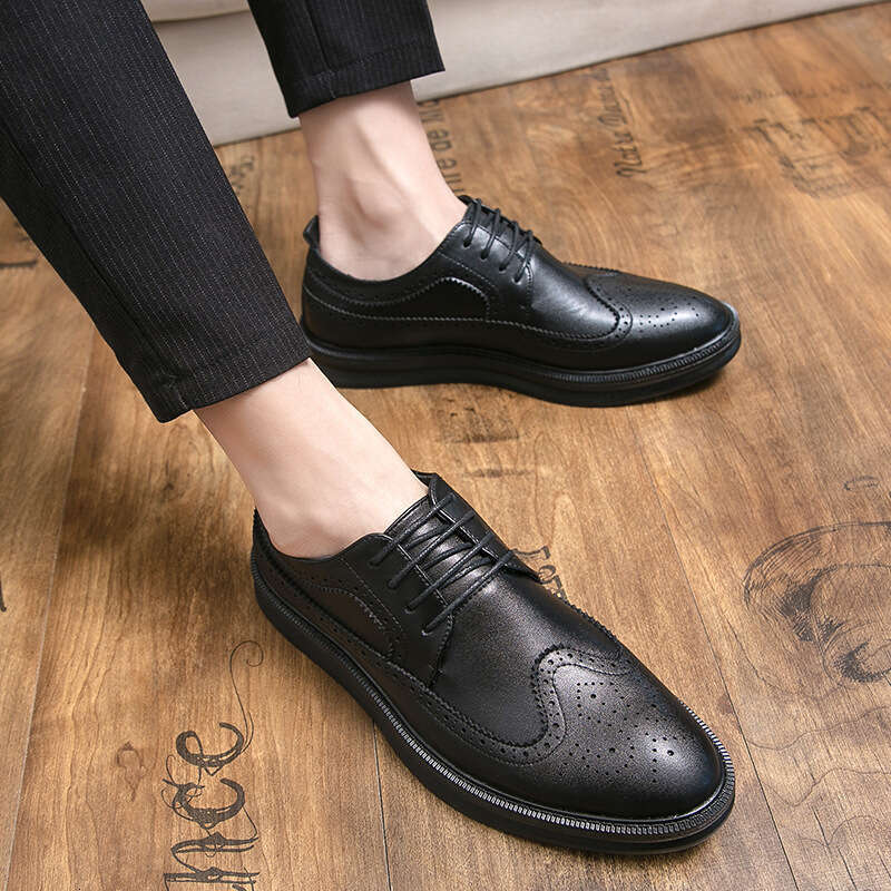 2024 New Men's Large Block Thick soled Fashion British Style Casual Leather Shoes Trendy Merchant