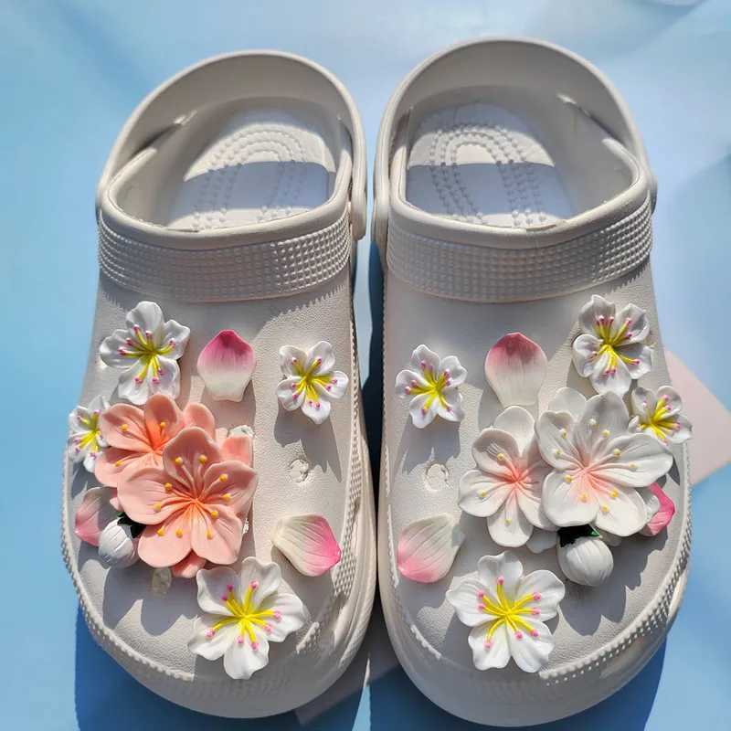 New hot Fi shoe charm creative branches and floral shoe buckles cute shoe accessories girl gift decorations Y250403