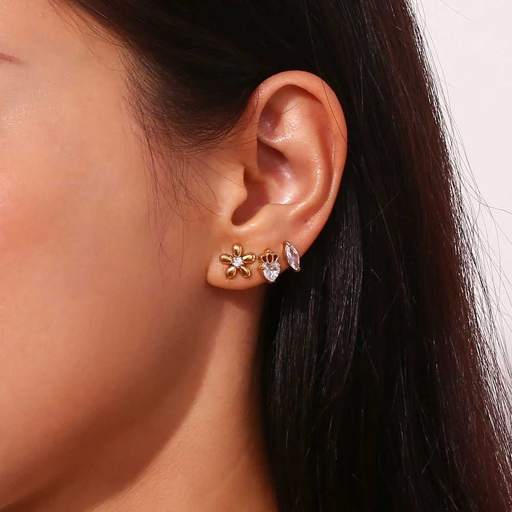 LaMuses Mini Zircon Flower Horse Eye Stainless Steel Womens Earrings Fashion Waterproof Daily Womens Jewelry C251103