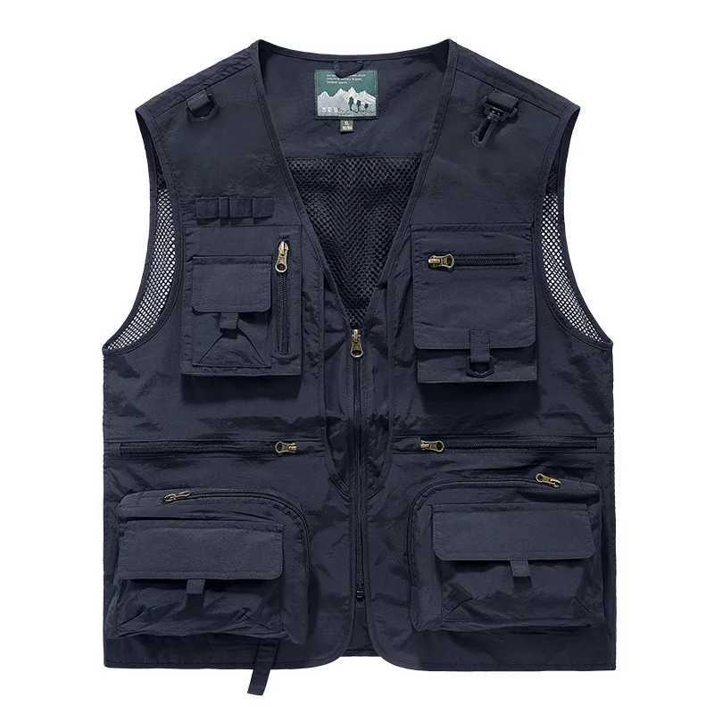 Mens Outdoor Functional Multi-pockets Cargo Vest Hunting Fishing Mesh Quick-dry Breathable Waistcoats Vest Casual Tops Jackets X250403