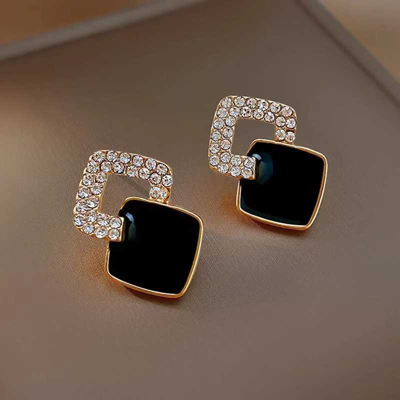 Fashion Double Layer Rhombus Earrings for Women Korean Hollow Geometry Crystal Enamel Oil Stud Earrings Jewelry Gift C251103