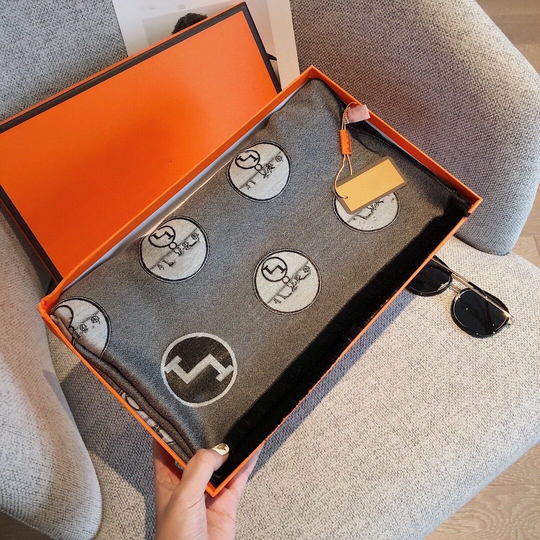 Scarves Scarf Designer Silk Scarf Classic MEN Womens Scarfs Designer Scarf with Embroidery with brand box