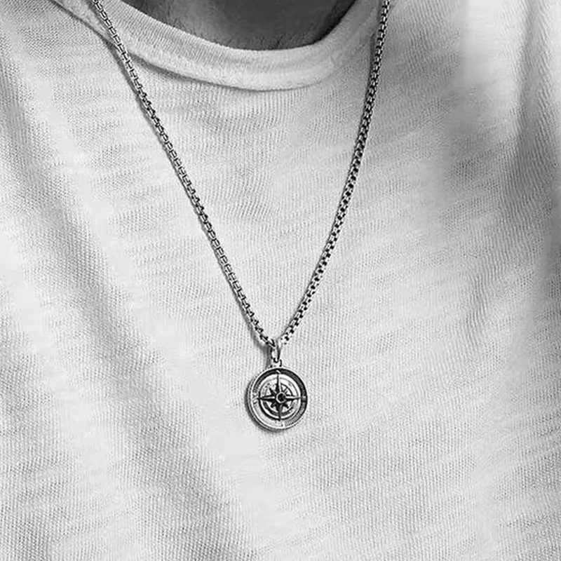 Fashion Simple Compass Necklaces For Men Retro Hip Hop Copper Disc Couple Pendant Sweater Chain Punk Jewelry Accessories GiftC250411
