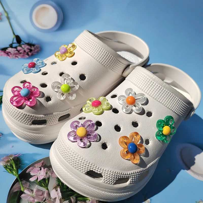 New 9-piece 5-piece pearl hole shoe charm designer DIY shiny shoes with stickers gifts Z250402