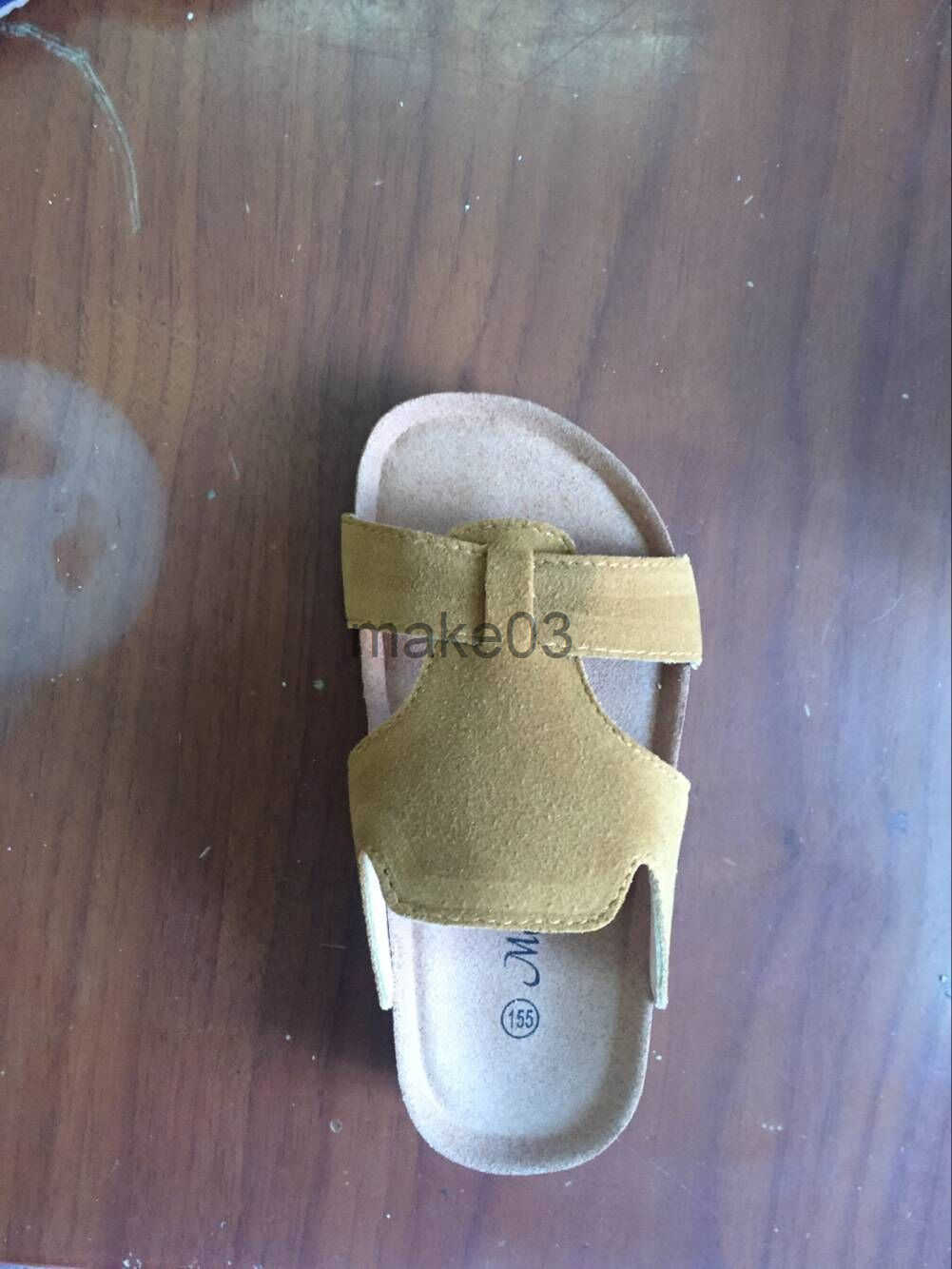 Handmade Childrens Slippers Summer New Wear resistant and Anti slip Cork Shoes Mens and Womens Sandals Cross Mirror J250403