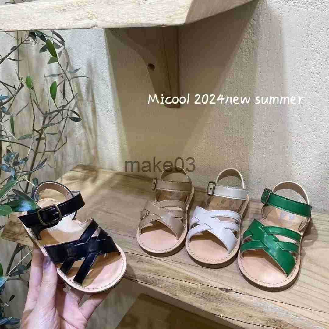 Girls Sandals Summer Childrens 2025 New Flat Shoes Childrens Casual Roman Shoes Baby Princess J250403