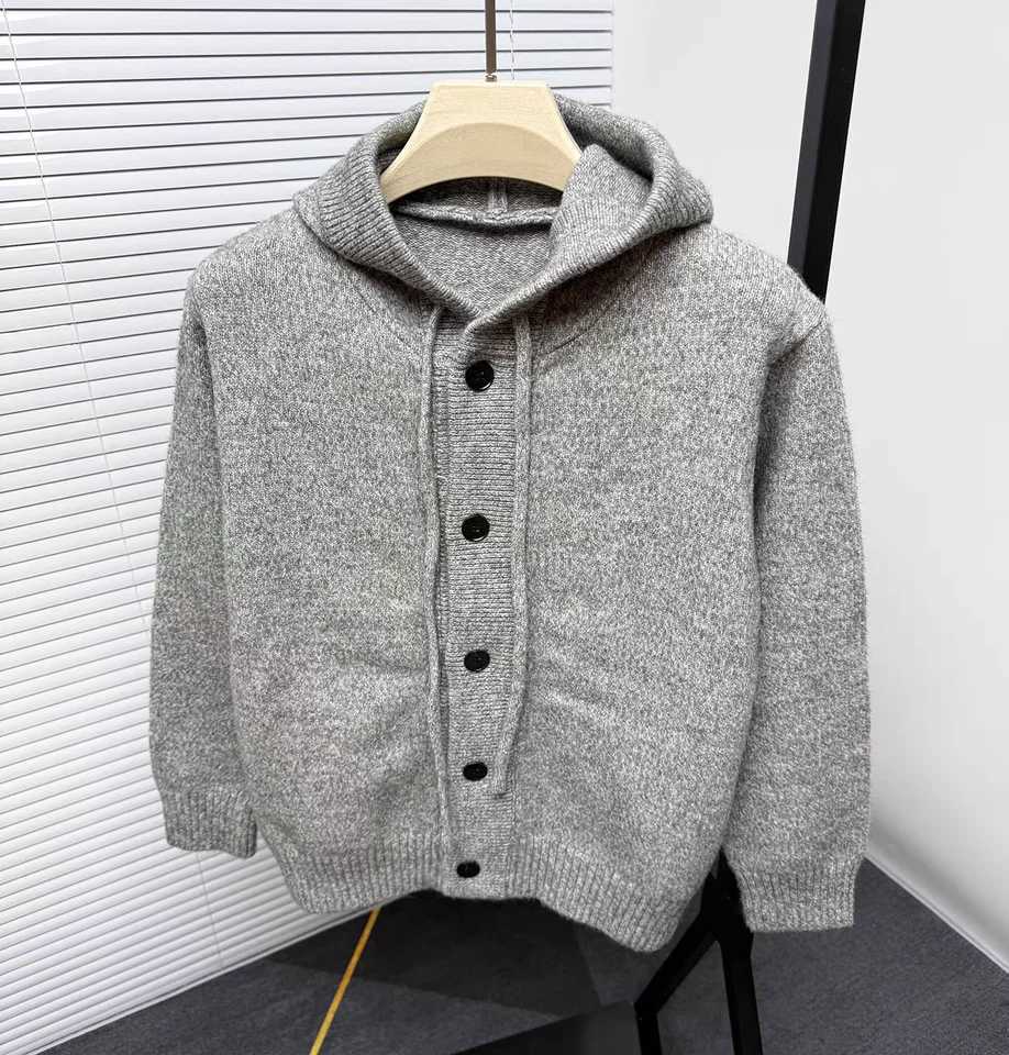 Fashion luxury hooded knitted cardigan Korean style youth trend soft comfort autumn new solid color casual high-quality men coatT251103
