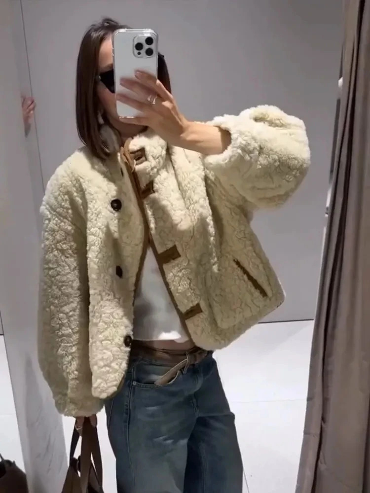 HH Winter Womens Reversible Faux Lamb Wool Jacket Vintage Long Sleeve Double Sided Thick Warm Coats Female Streetwear 251106