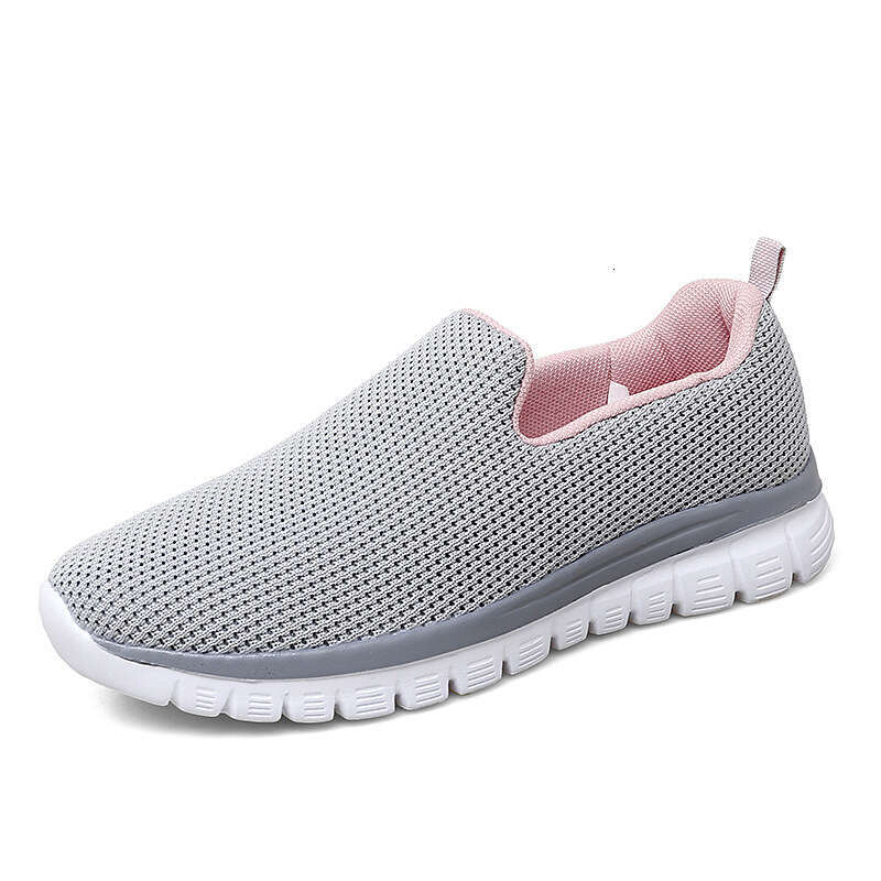 Summer new plus size breathable casual sports women's shoes, simple flat bottomed set feet, mom's loafers