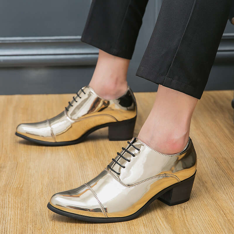 Large pointed high heels men's British style hairstylist, glossy leather shoes, casual business dress shoes