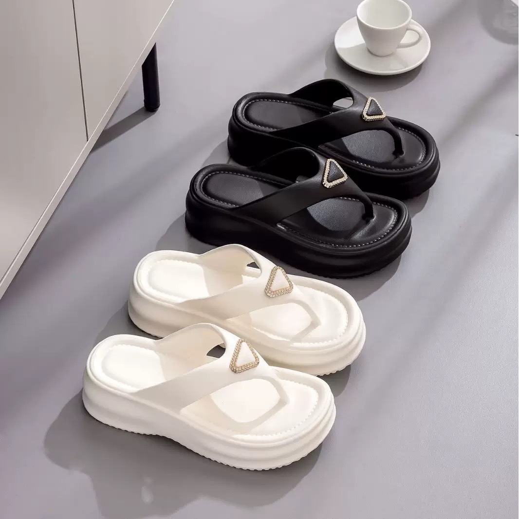 Free shipping 2025 new designer Slippers for womans platform sandals lady slider summer fashion Slides flip flops outdoor woman shoes