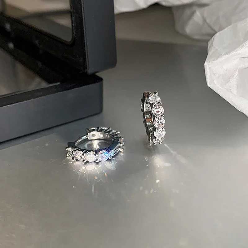 Huitan 13mm15mm Circle Hoop Earrings Round Cubic Zirconia Silver ColorGold Color Simple Stylish Womens Earrings Hot Jewelry C251103