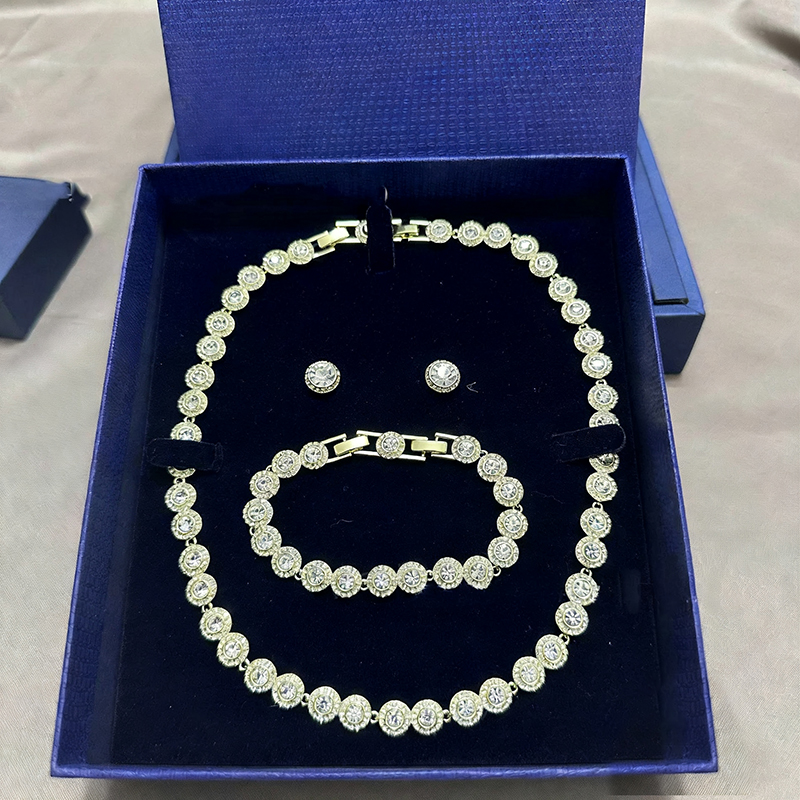 Top Quality Luxury Jewelry Set Gift Box Packing Full Rhinestone Necklace Bracelet Earrings Sets Adjustable Diamond Women Jewelry Christmas gifts