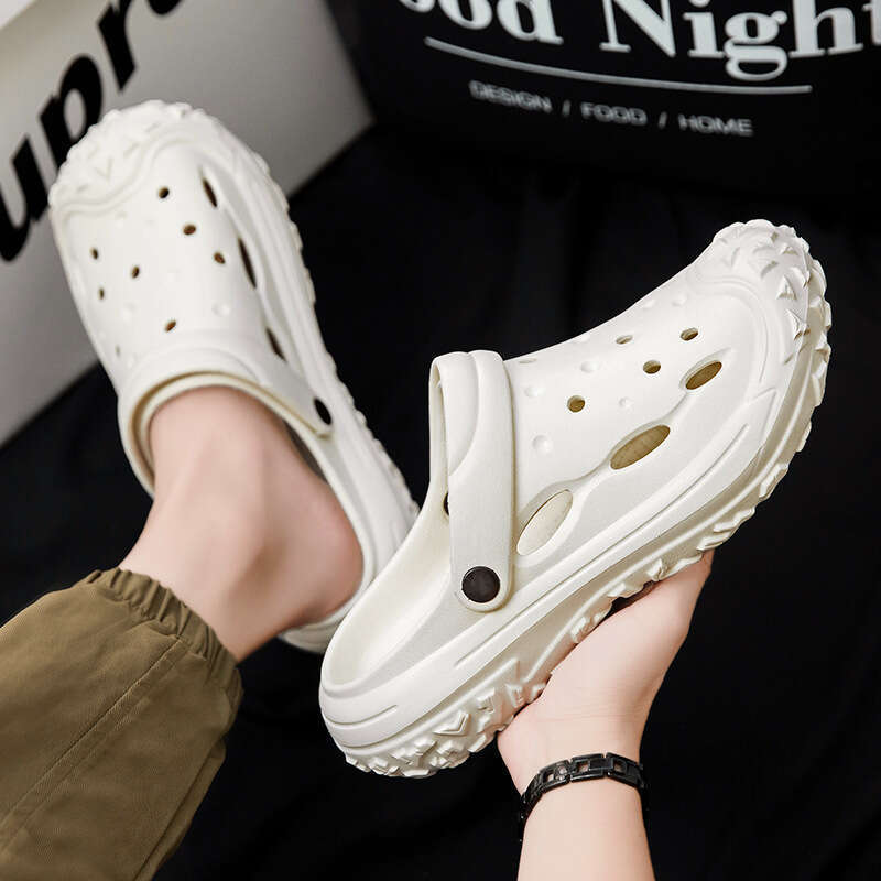 Men's hollowed out breathable hooded sandals, oversized summer beach shoes, outdoor home EVA thick soled sandals