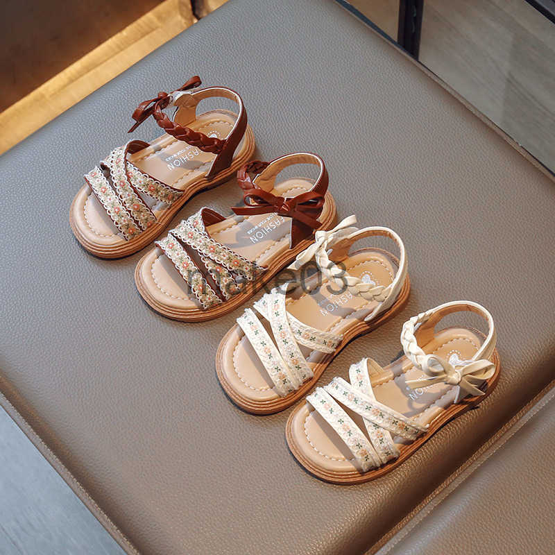Girls Sandals 2025 Summer New Childrens Shoes Princess Shoes Korean Version Butterfly Knot Cowhide Flat Bottom Childrens Beach Shoes J250403