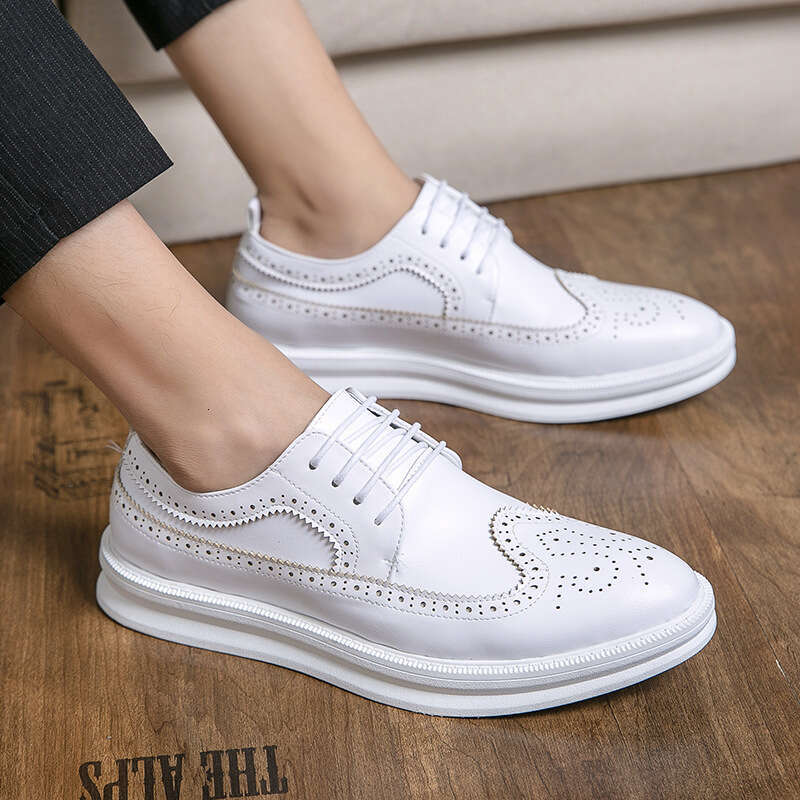 2024 New Men's Large Block Thick soled Fashion British Style Casual Leather Shoes Trendy Merchant