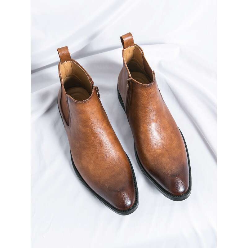 2024 shoes in plus size, new leather fashionable men's casual shoes, trendy Martin boots, high