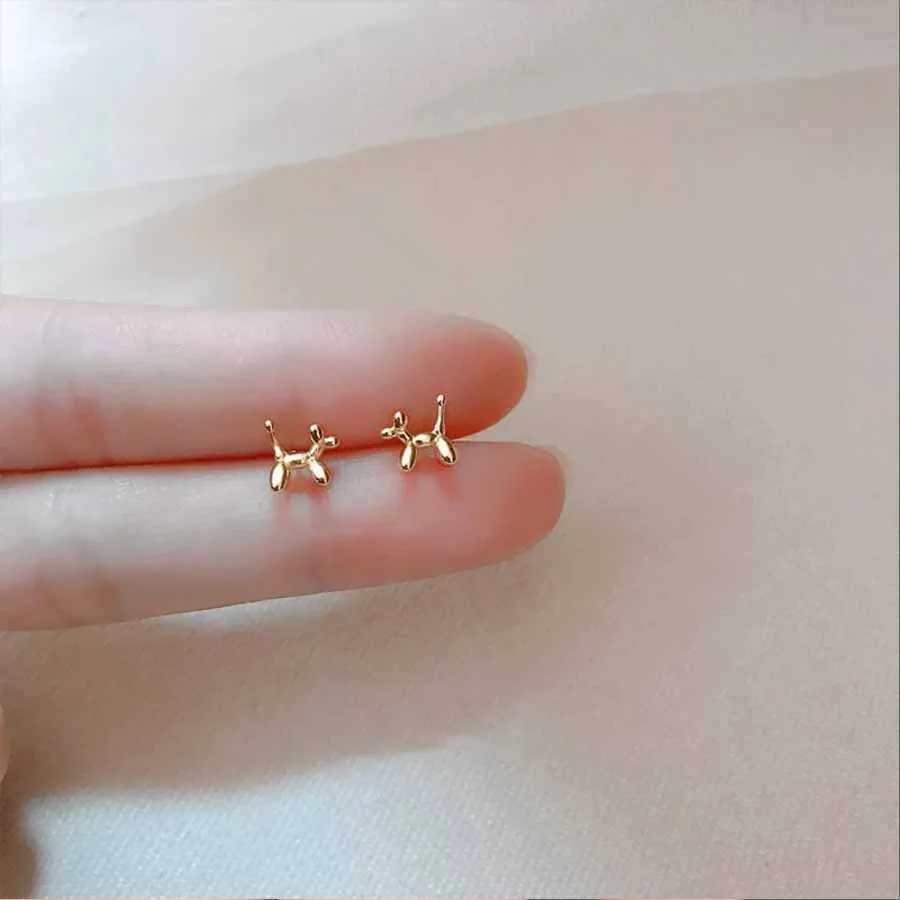 Gold Colorly Mini Star Earrings for Women Daily Wear Minimalist Cute Flower Stud Earring Girls Fashion Pierc Jewelry Gifts C251103