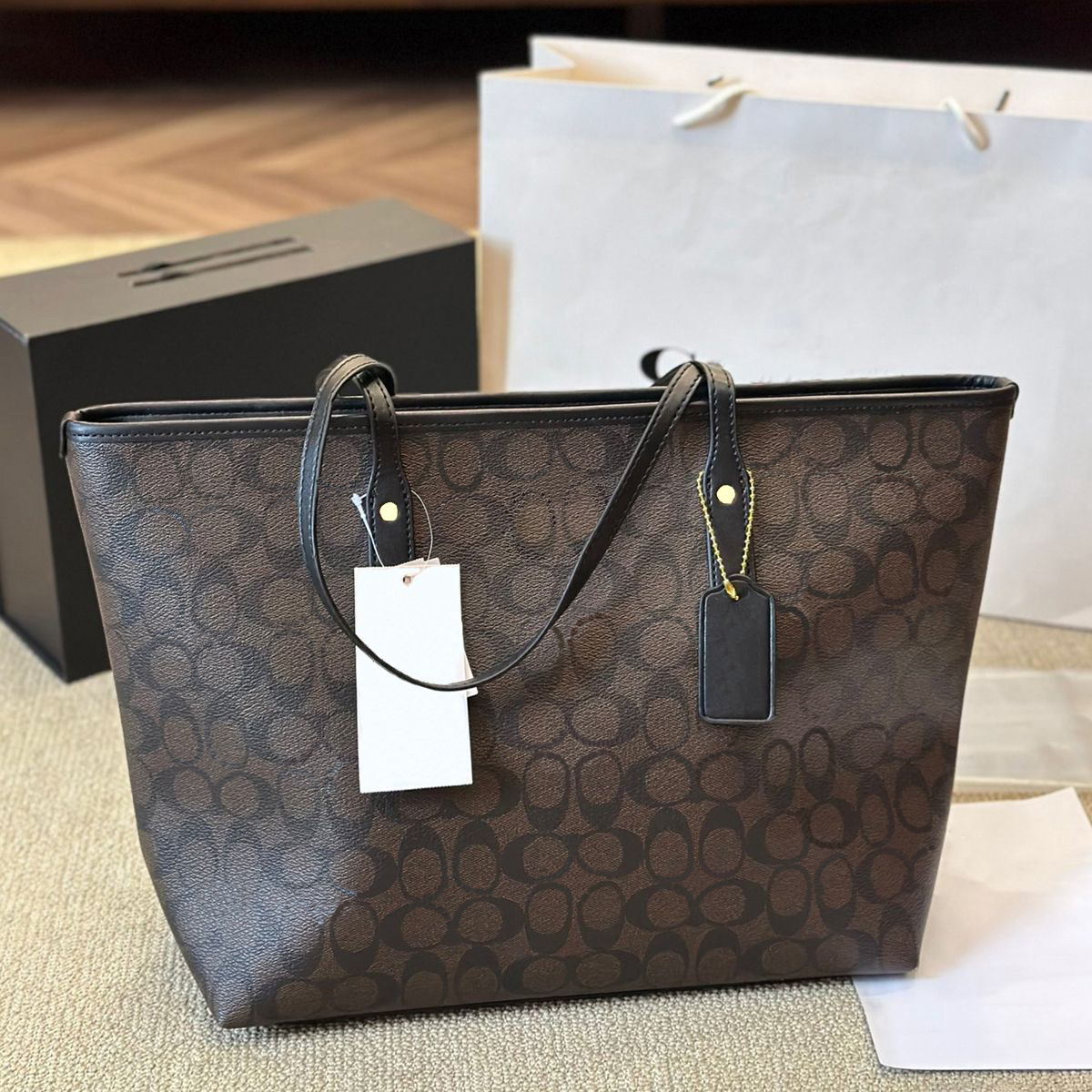 Fashion Bags Women's Travel Luxury Handbag Shoulder Beach Hot Tote Letter Designer Large Capacity Shopping Bag