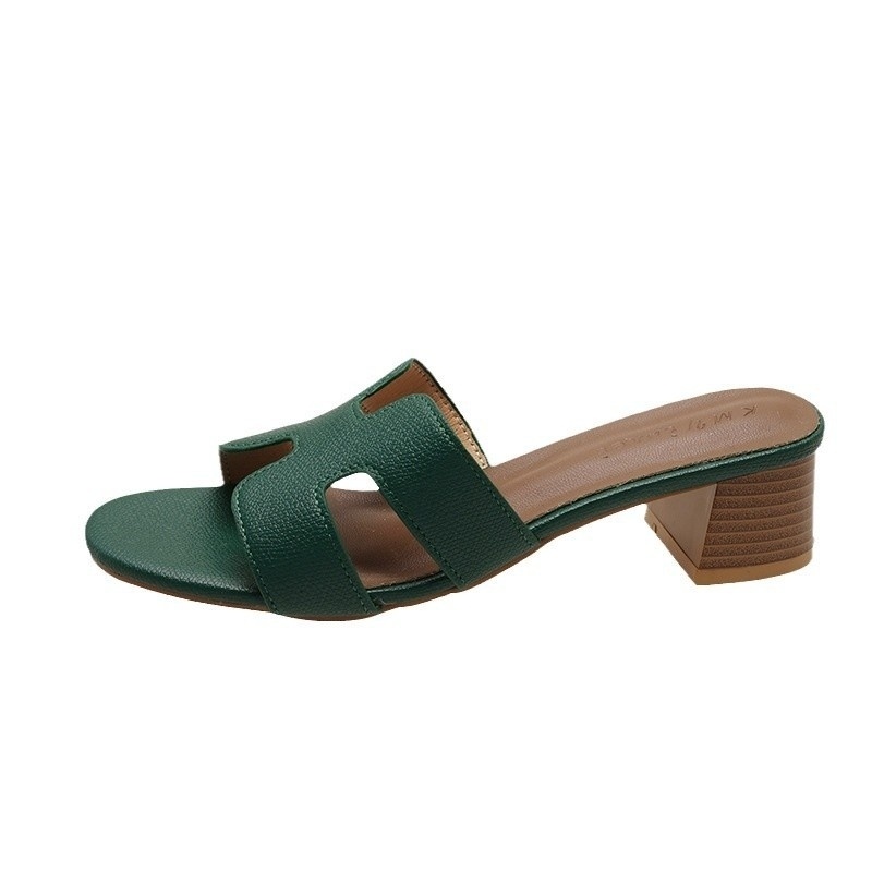 free shipping slippers designers for womens ladies 2025 Summer New Fashionable and Casual Versatile Coarse Heel Straw Beach Shoes Size 35-40 for daily