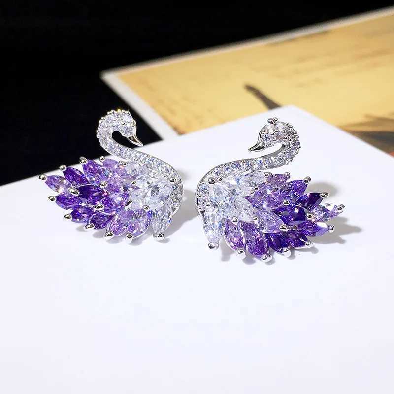 New Exquisite Super Sparkling Light Luxury Full Zirconia Swan Earrings Classic Versatile Fashion Style Earrings C251103