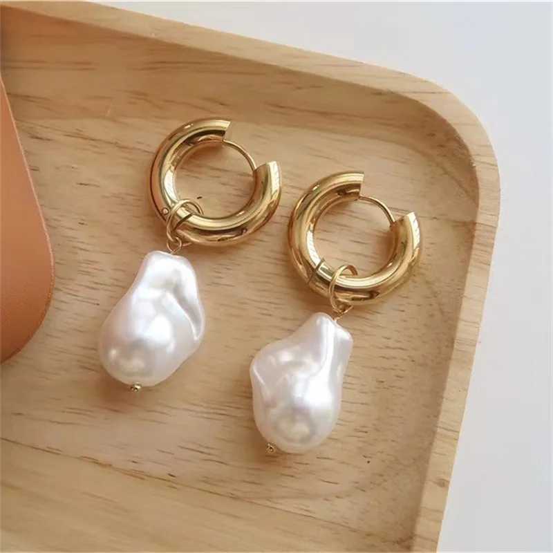 HUANZHI Baroque Irregular Imitation Pearl Rings Earrings Female INS Fashion Wedding Party Jewelry Gifts 2023 New Y250401