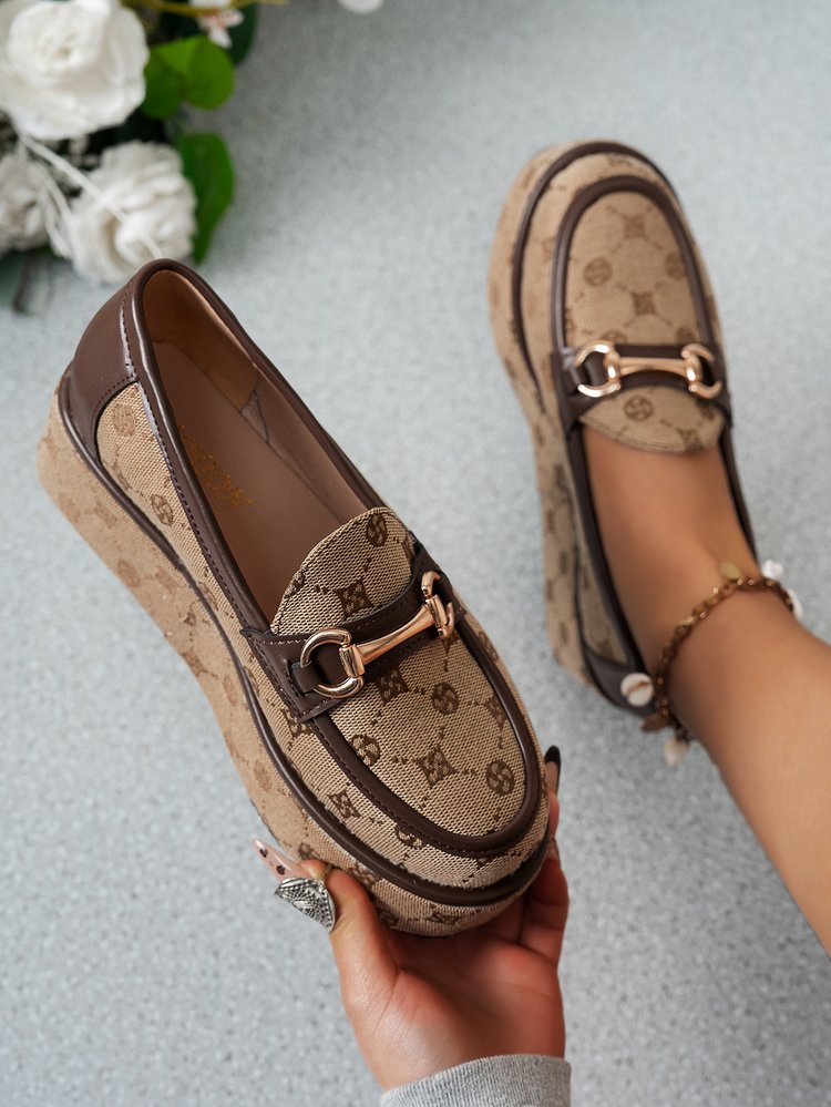 2025 Leather net celebrity shoes mule toe cap women's outdoor flat-bottomed new style horse bit for women to wear outside new design