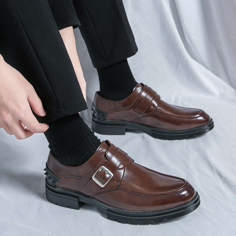 Large size 46 rivet 2024 Spring and Autumn new buckle men's shoes, one foot stepping leather shoes
