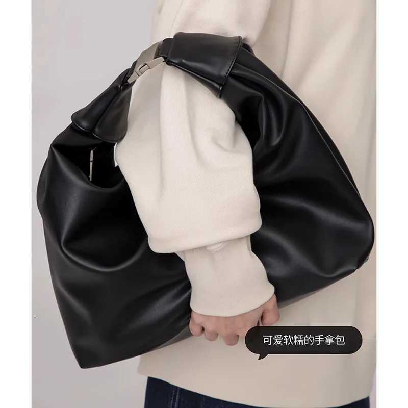 New Versatile Soft Leather Mens Dumpling Bag Casual Shoulder Crossbody Bag Female Large Capacity Totes Hobos Handbags LargeW251103