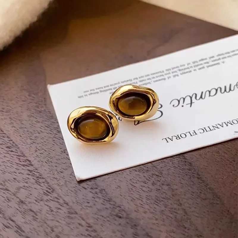 Hot Selling Round Tigers Eye Stone Earrings For Women Fashion Simple Retro Earrings Valentines Day Anniversary Gifts C251103